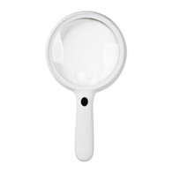 بڑے ہاتھ سے پکڑے ہوئے میگنفائنگ گلاس